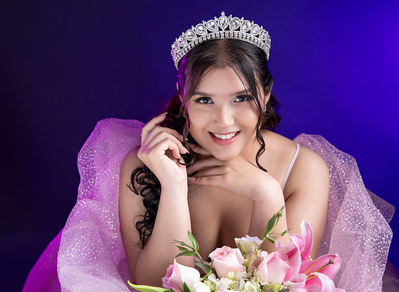 17-12-24 #12187 LAURA RDZ _CTR0240