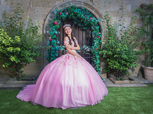 14 AGOSTO 2024 FORMAL #11885 NORMA FLORES HERNANDEZ FEEL_ROB8664