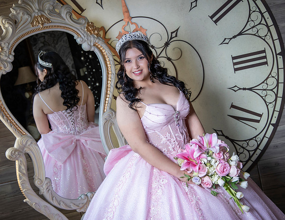 17-12-24 #12187 LAURA RDZ _CTR0301