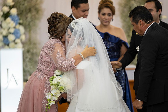 #2445 05 ABRIL 25-0886