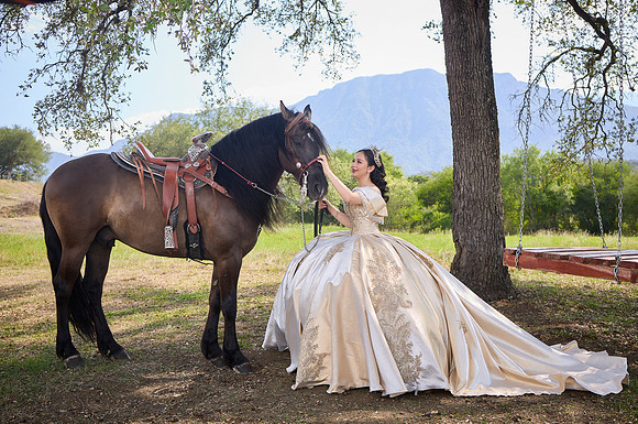 #8377 ENRIQUE ESQUIVEL CAPETILLO XV FORMAL LOC. RANCHO DON GLAFIRO JENNY_W8A0851