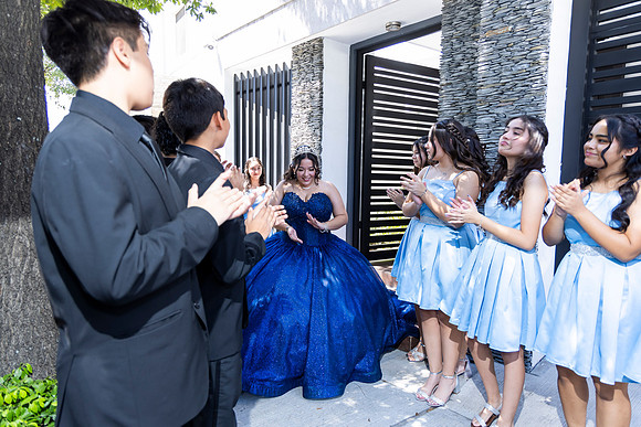 25 JUL 25 #8236 SANDRA LEAL _CTR0046
