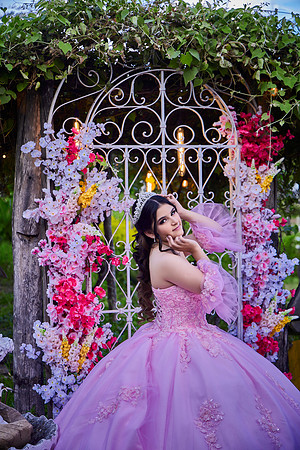 #2540 NANCY GUADALUPE CABALLERO _W8A6487