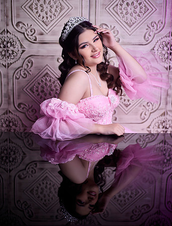 #2540 NANCY GUADALUPE CABALLERO _W8A1304