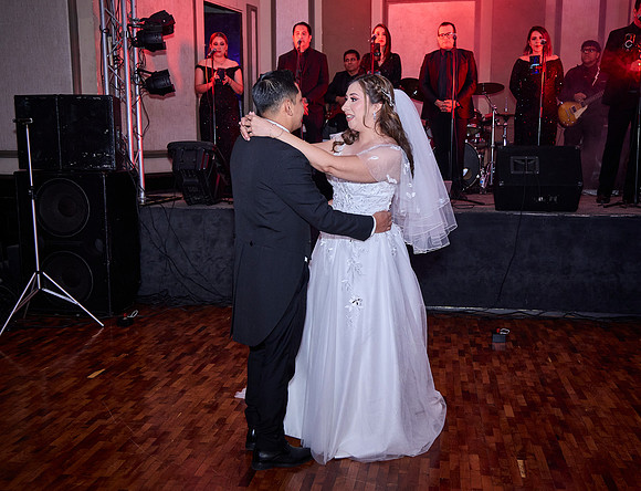 27 SEP 25 #12181 ANETTE VALERIA WALLE CASTRO BODA JENNY_W8A2697