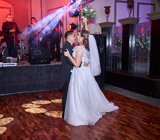 27 SEP 25 #12181 ANETTE VALERIA WALLE CASTRO BODA JENNY_W8A2690