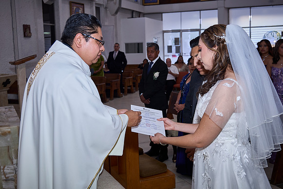 27 SEP 25 #12181 ANETTE VALERIA WALLE CASTRO BODA JENNY_W8A2400