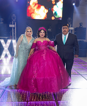 30 SEP 25 #8324 LORENA ALVARADO _CTR0439