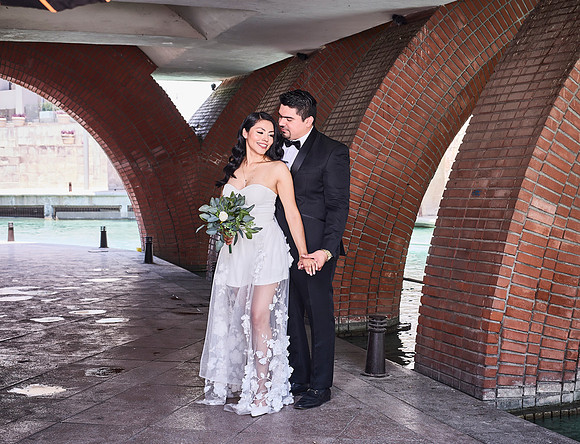 #8360 ERIK DANTH GARZA PAQ. ROMANCE _W8A2974 1