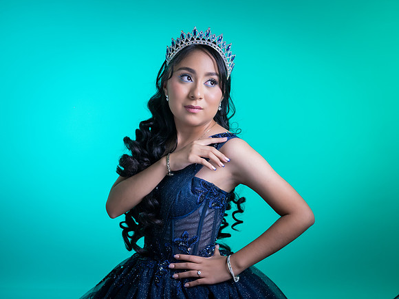 08 11 25 #4169 JUDITH MARTINEZ - 1651