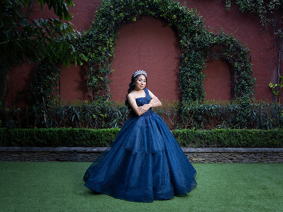 08 11 25 #4169 JUDITH MARTINEZ - 1868