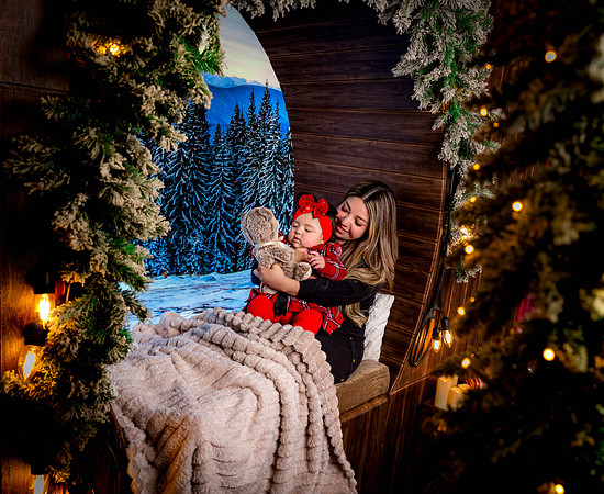 18 DIC 25#12446 OLGA BERENICE - SESION NAVIDEÑA - BRYAN-0545