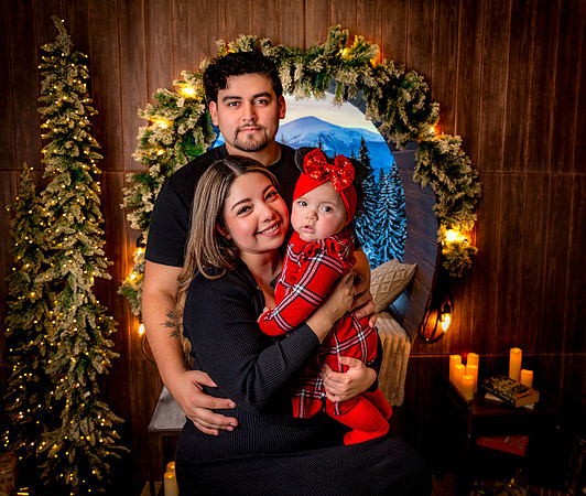 18 DIC 25#12446 OLGA BERENICE - SESION NAVIDEÑA - BRYAN-0498