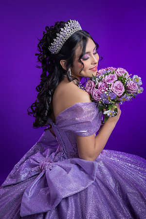 #8328 ESMERALDA AGUIRRE - 0037