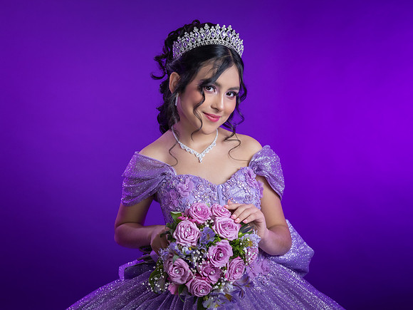 #8328 ESMERALDA AGUIRRE - 0048