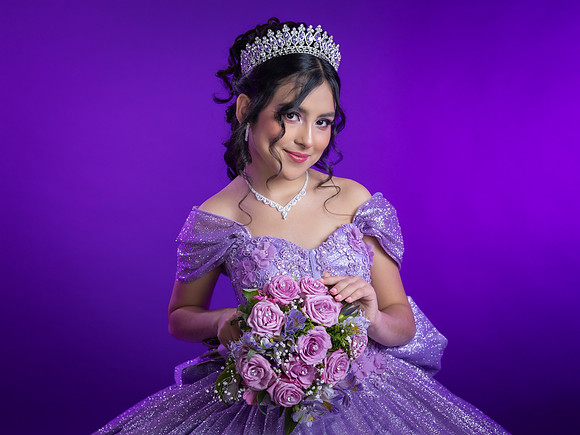#8328 ESMERALDA AGUIRRE - 0047