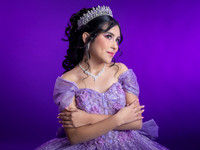 #8328 ESMERALDA AGUIRRE - 0020