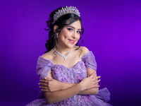 #8328 ESMERALDA AGUIRRE - 0021
