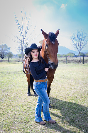 22 01 26 #8176 IRIS NANCY RDZ - 6273