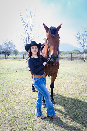 22 01 26 #8176 IRIS NANCY RDZ - 6282