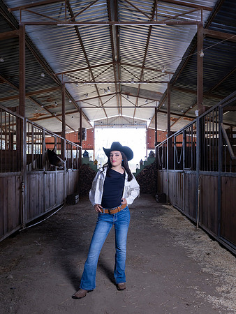 22 01 26 #8176 IRIS NANCY RDZ - 6231