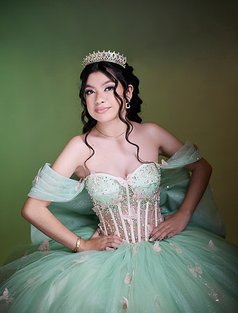 #8475 ADRIANA VARGAS _JEN2978