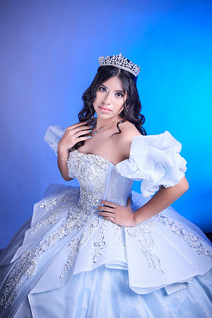 #8393 CLAUDIA GRACIELA HERNANDEZ FLORES PAQ. _JEN5301