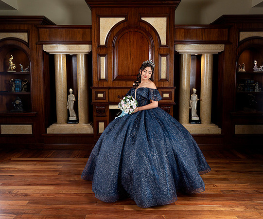 #8310 NADIA CASTILLO-7979