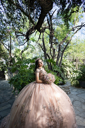 #8246 ADRIANA CASTRO - 4929