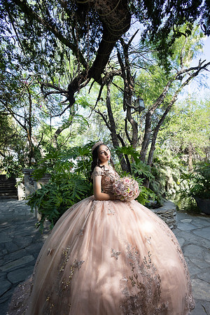#8246 ADRIANA CASTRO - 4930