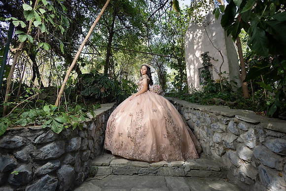 #8246 ADRIANA CASTRO - 4934