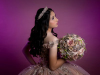 31 MAR - #8246 ADRIANA CASTRO - FORMAL XV - EST Y JUNCAL