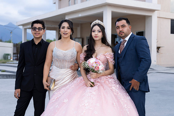 28 MZO 26 #8445 VALERIA VLQZ_Y3A0301