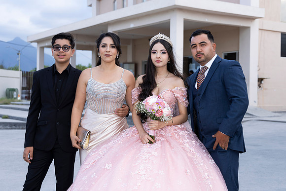 28 MZO 26 #8445 VALERIA VLQZ_Y3A0302