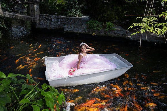 #8529 CINTHIA VALVERDE - 7090
