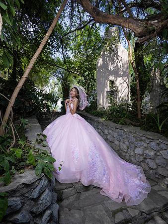 #8529 CINTHIA VALVERDE - 7130