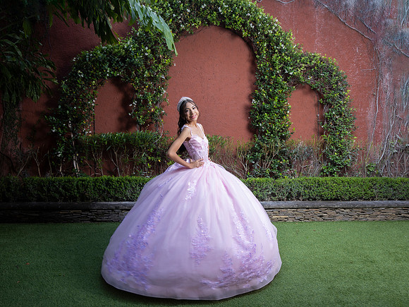 #8529 CINTHIA VALVERDE - 7391
