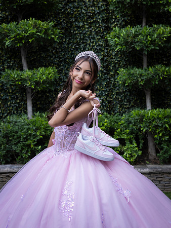 #8529 CINTHIA VALVERDE - 7422