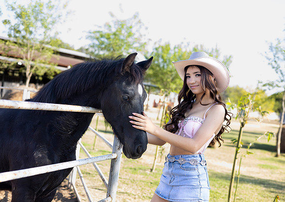 24 MZO 26 #8527 BRENDA LOPEZ _Y3A5344