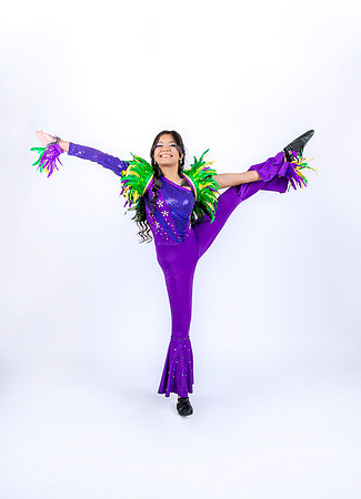 05 05 26 # 8395 MARICRUZ BENAVIDEZ_CASUAL XV_SE_BRYAN-0796