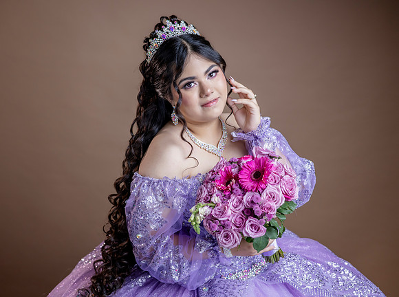 18 05 26 #8480 MARIBEL ARELLANO -1981
