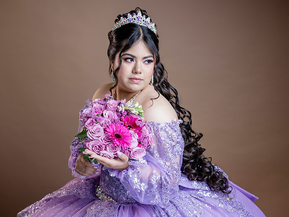 18 05 26 #8480 MARIBEL ARELLANO -1983