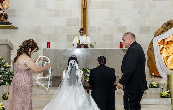 18 04 #8373 KATIA SARAHI FIGUEROA -0215