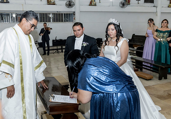 18 04 #8373 KATIA SARAHI FIGUEROA -0310