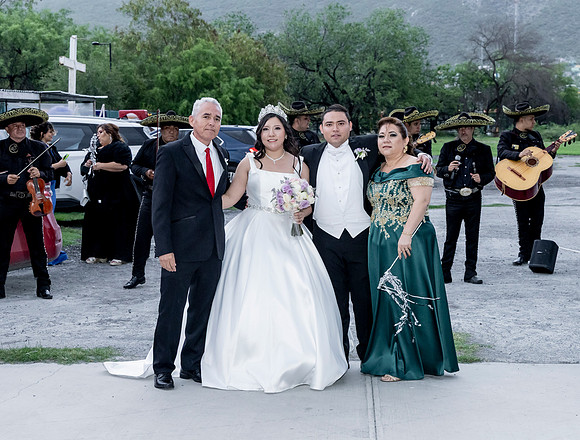 18 04 #8373 KATIA SARAHI FIGUEROA -0400