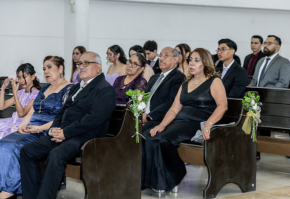 18 04 #8373 KATIA SARAHI FIGUEROA -0104