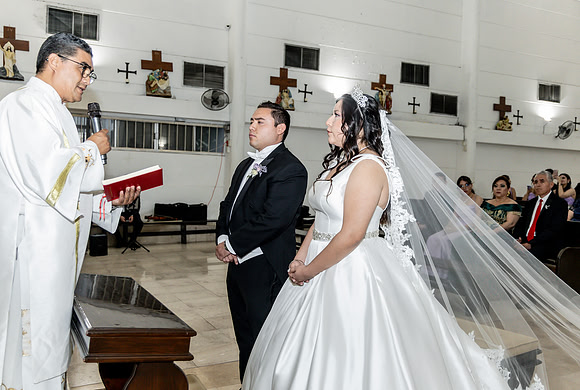 18 04 #8373 KATIA SARAHI FIGUEROA -0135