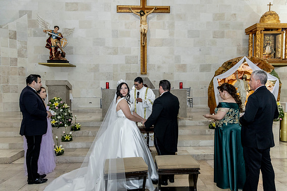 18 04 #8373 KATIA SARAHI FIGUEROA -0169