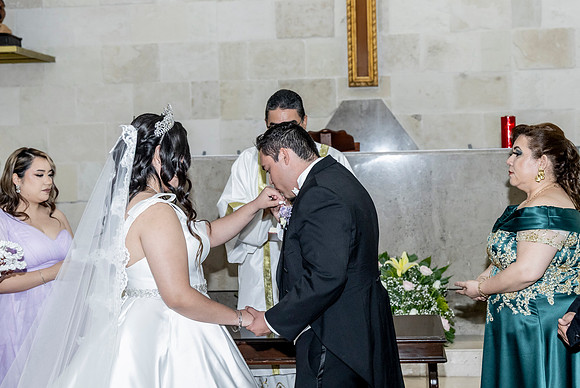 18 04 #8373 KATIA SARAHI FIGUEROA -0191