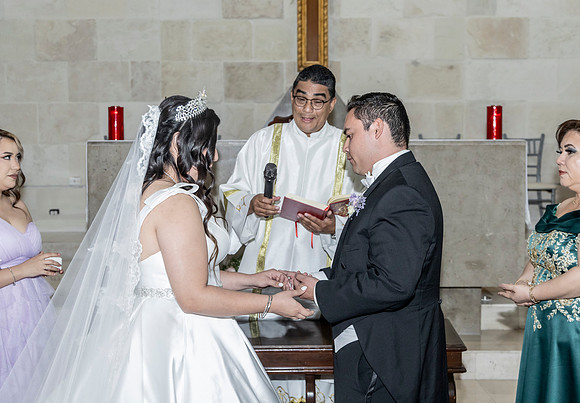 18 04 #8373 KATIA SARAHI FIGUEROA -0200